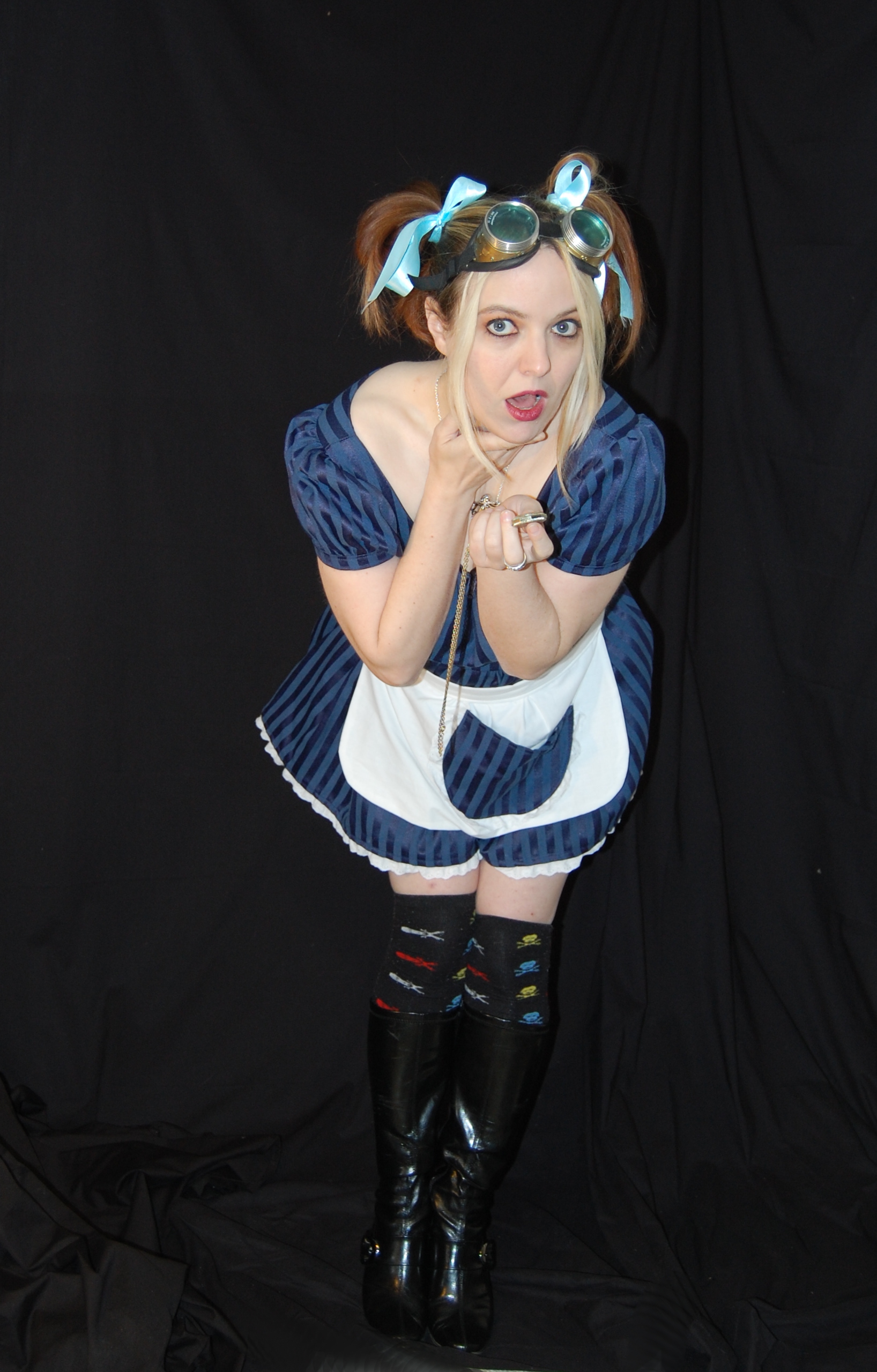 DarkStrangeAlice-Fife 0454
