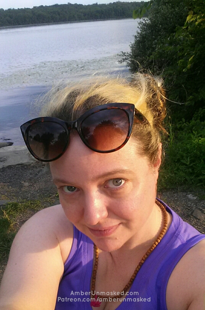 amber at lake 2017-08-10_19.27.24_wm
